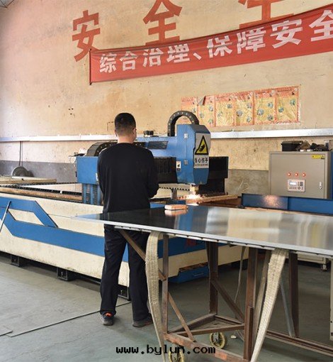 激光(guāng)切割機(jī)