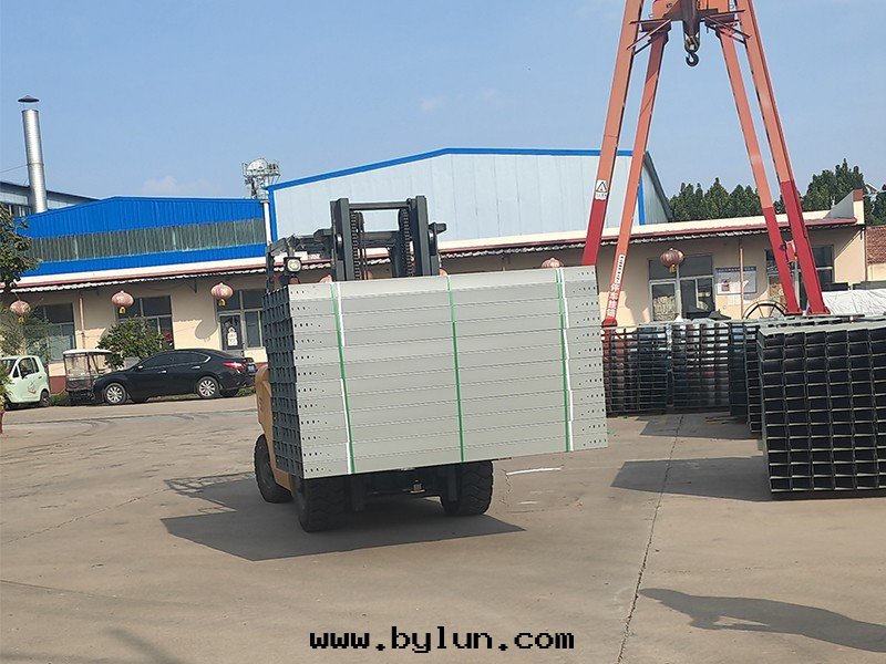 发货現(xiàn)场(chǎng)