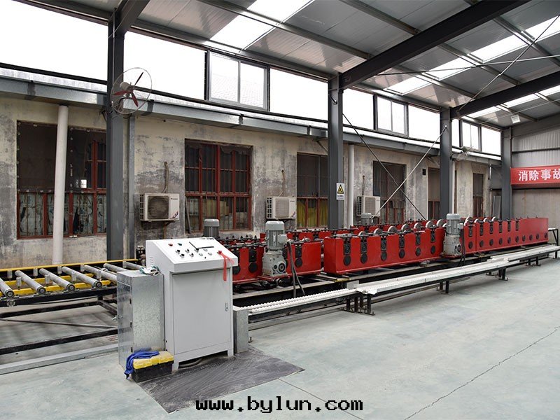 電(diàn)缆(lǎn)橋(qiáo)架流水(shuǐ)線(xiàn)