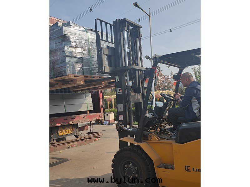 发货現(xiàn)场(chǎng)